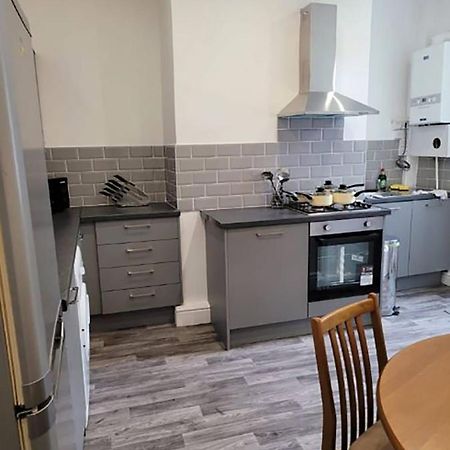 Double Bed L1 Burnley City Centre Exterior photo