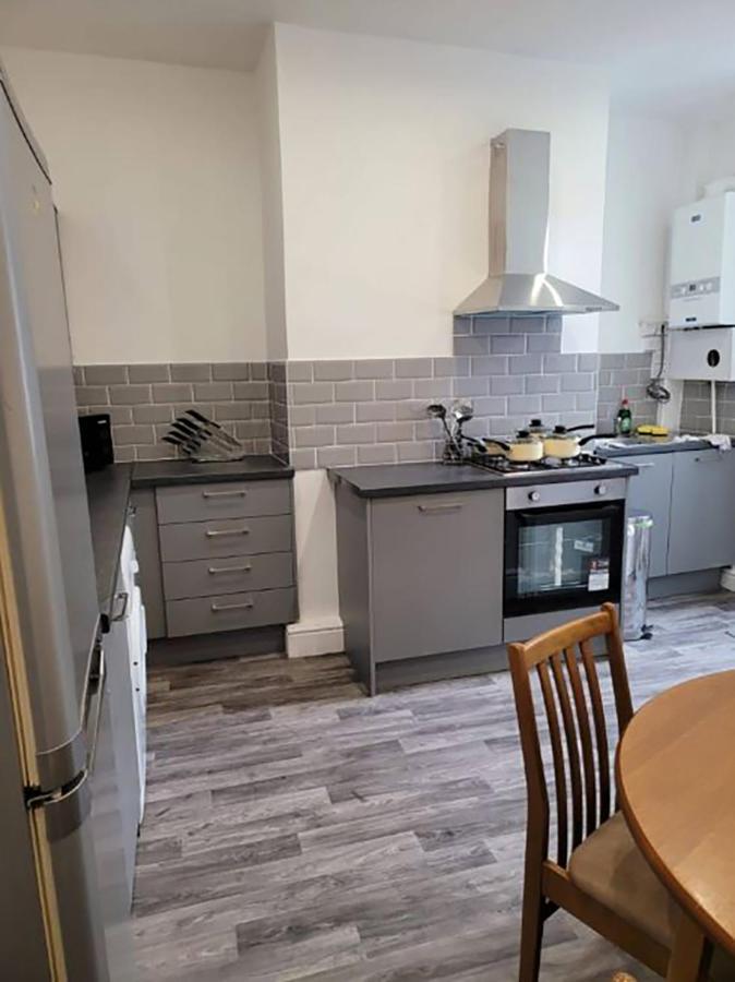 Double Bed L1 Burnley City Centre Exterior photo